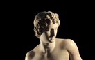 La statua di Apollo ritorna a sedersi agli Uffizi
