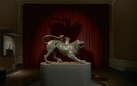Riapre la sala della Chimera. Al Museo Archeologico Nazionale di Firenze un’esperienza immersiva tra teatralità e contemplazione