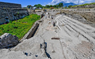 A Pompei, tra anfore e colori, riemerge il vicolo dei balconi