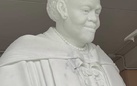 Nilda Comas. Sculture di Mary McLeod Bethune